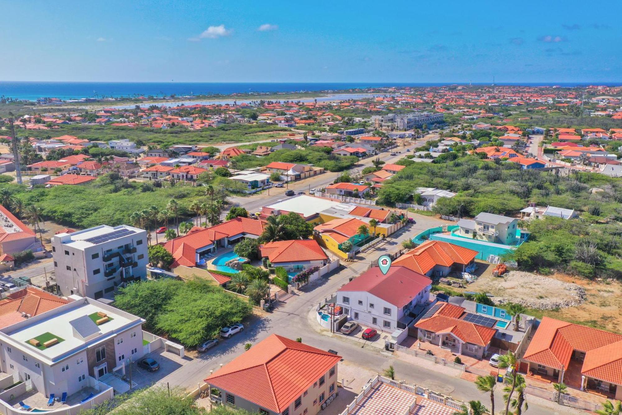 Rooi Santo Residence Palm Beach Екстер'єр фото