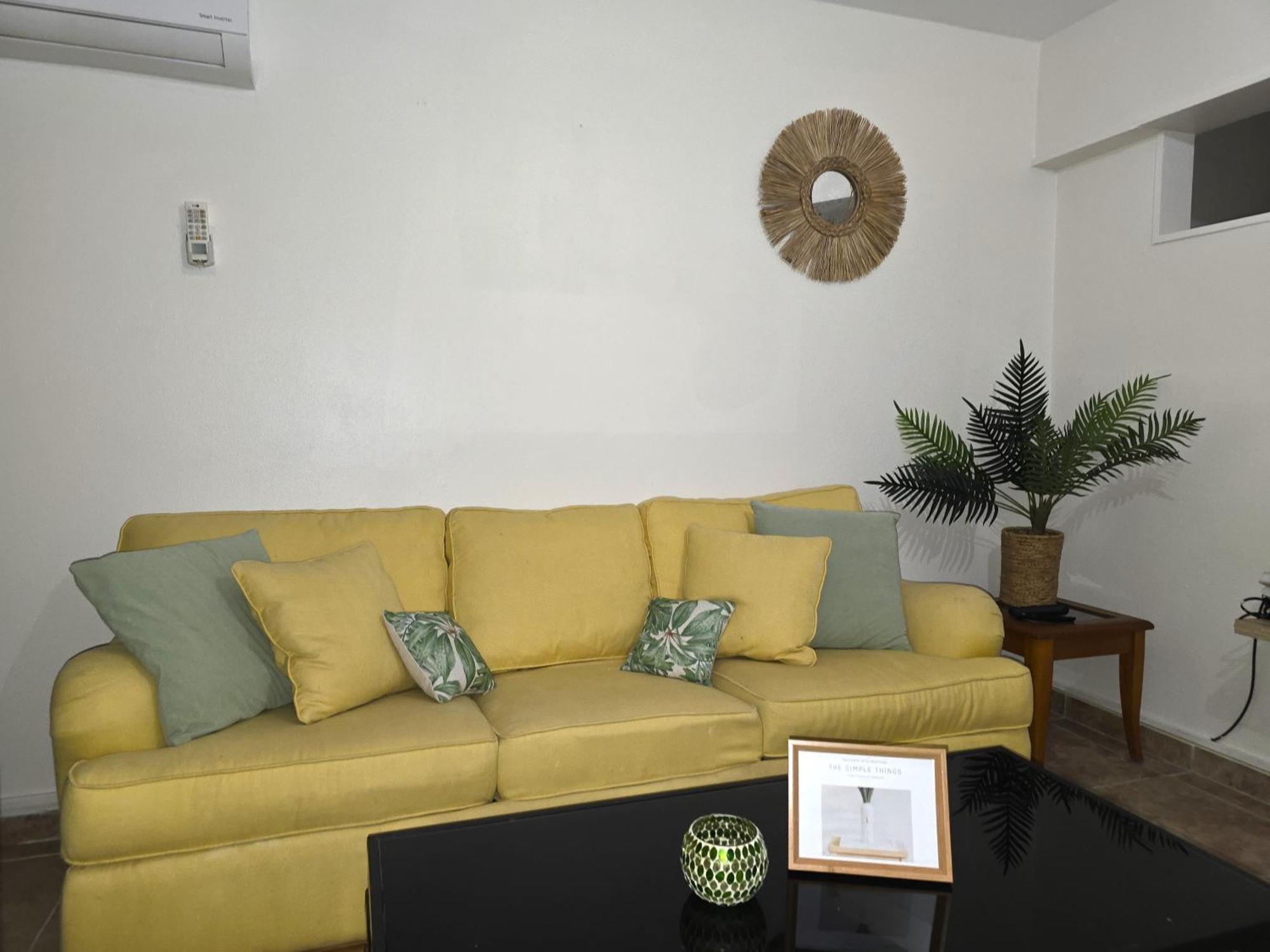 Rooi Santo Residence Palm Beach Екстер'єр фото