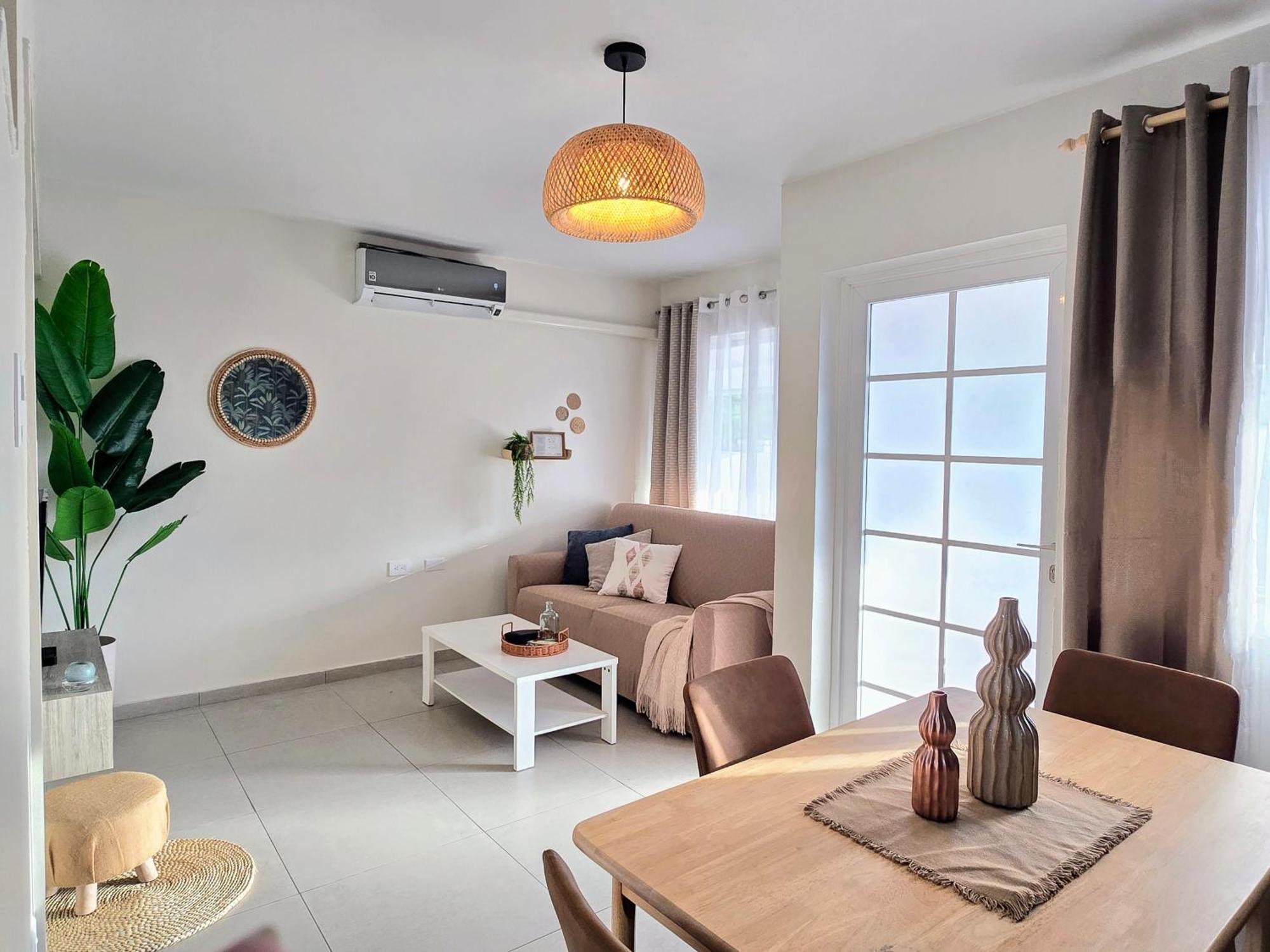 Rooi Santo Residence Palm Beach Екстер'єр фото